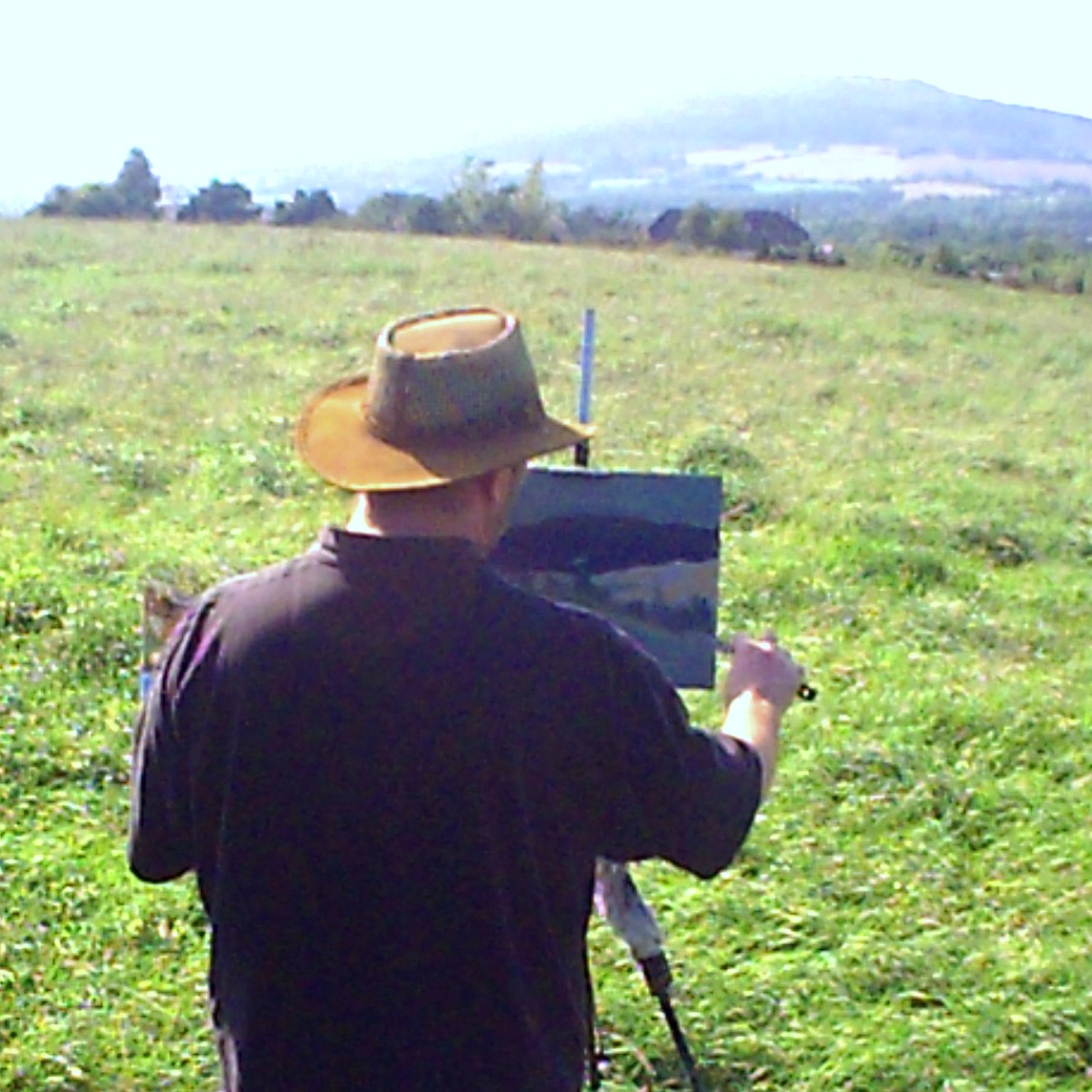 Rod Coyne paints the Sleeping Giant en plein air.